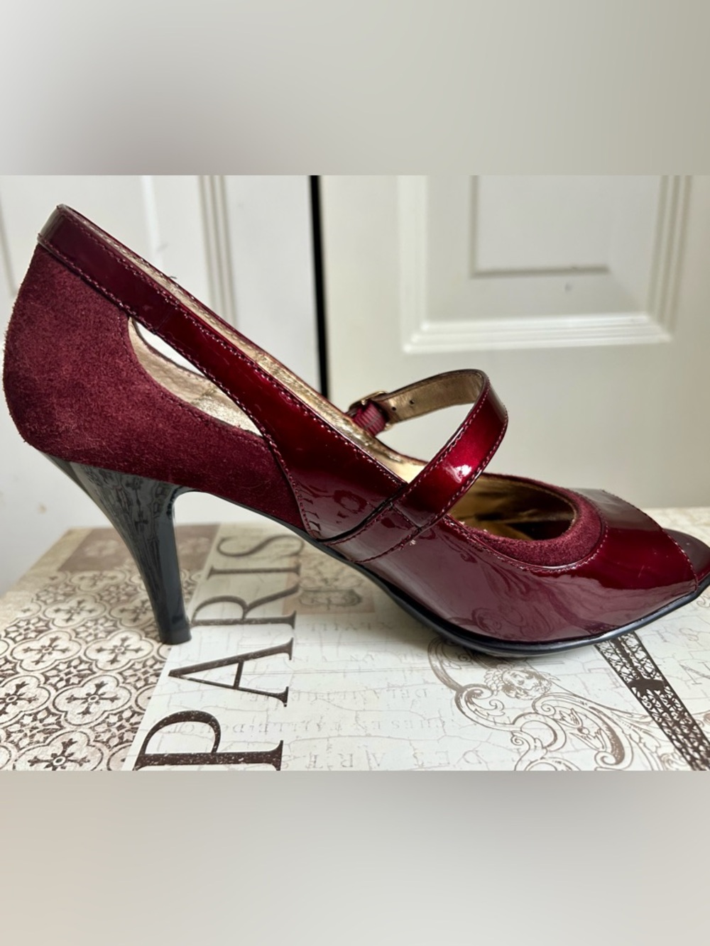 Söfft Burgundy Patent Leather Mary Jane Heels Peep Toe Pumps Size 7.5 - Picture 3 of 7